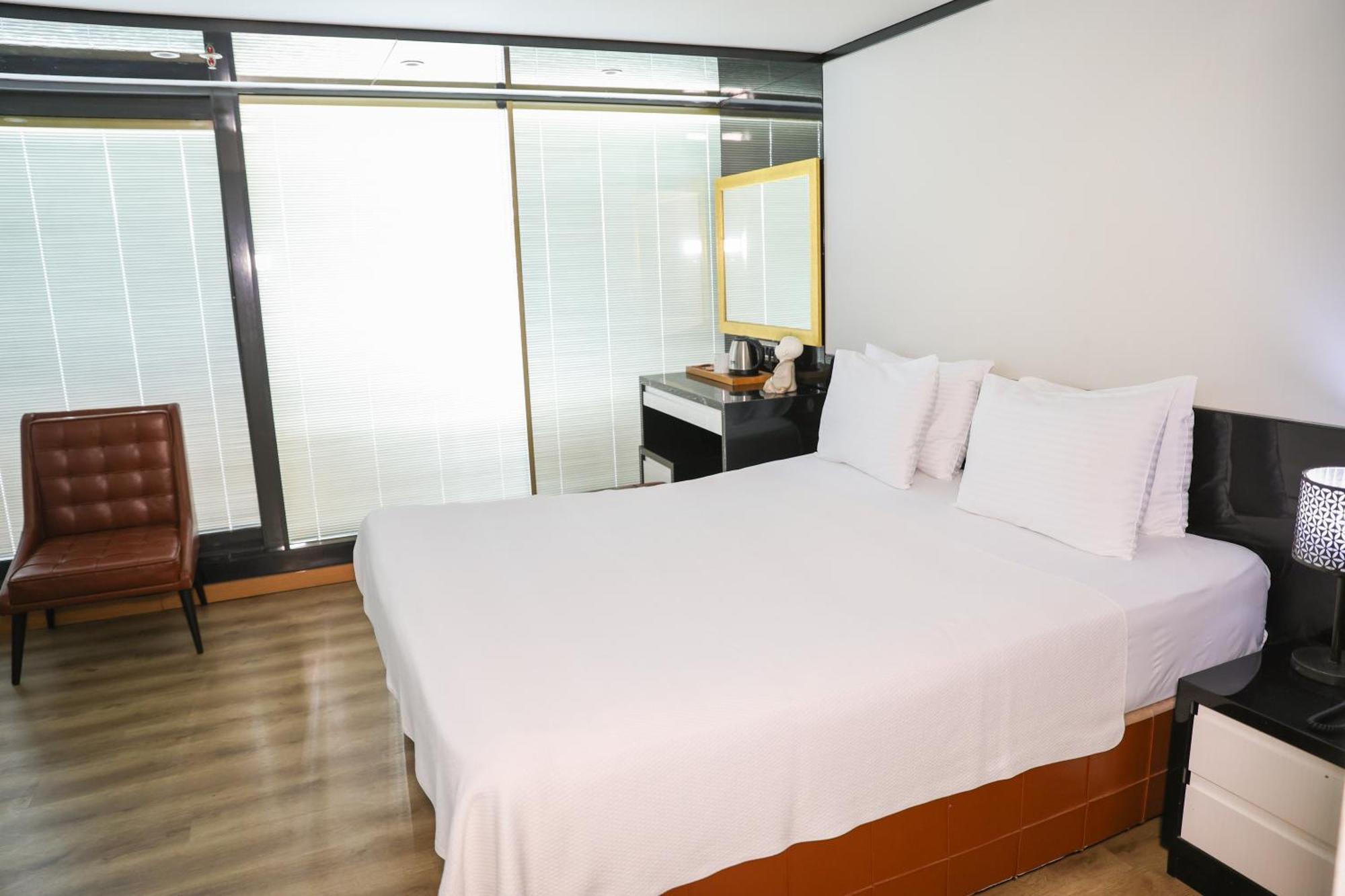 The Hera Platinum Hotel Istanbul Exterior foto